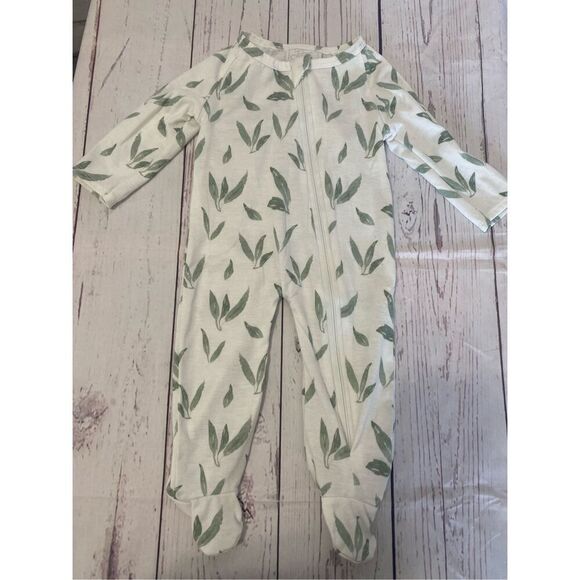 Baby girl outfit bundle - Picture 10 of 14